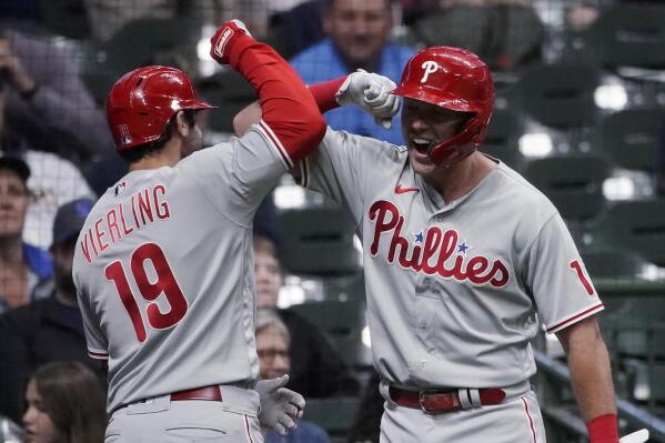 Phillies tag Hader for 2 HRs in 9th, rally past Brewers 3-2