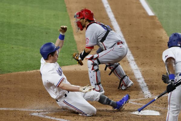 Charlie Culberson Saves Game With Huge Throw out At The Plate