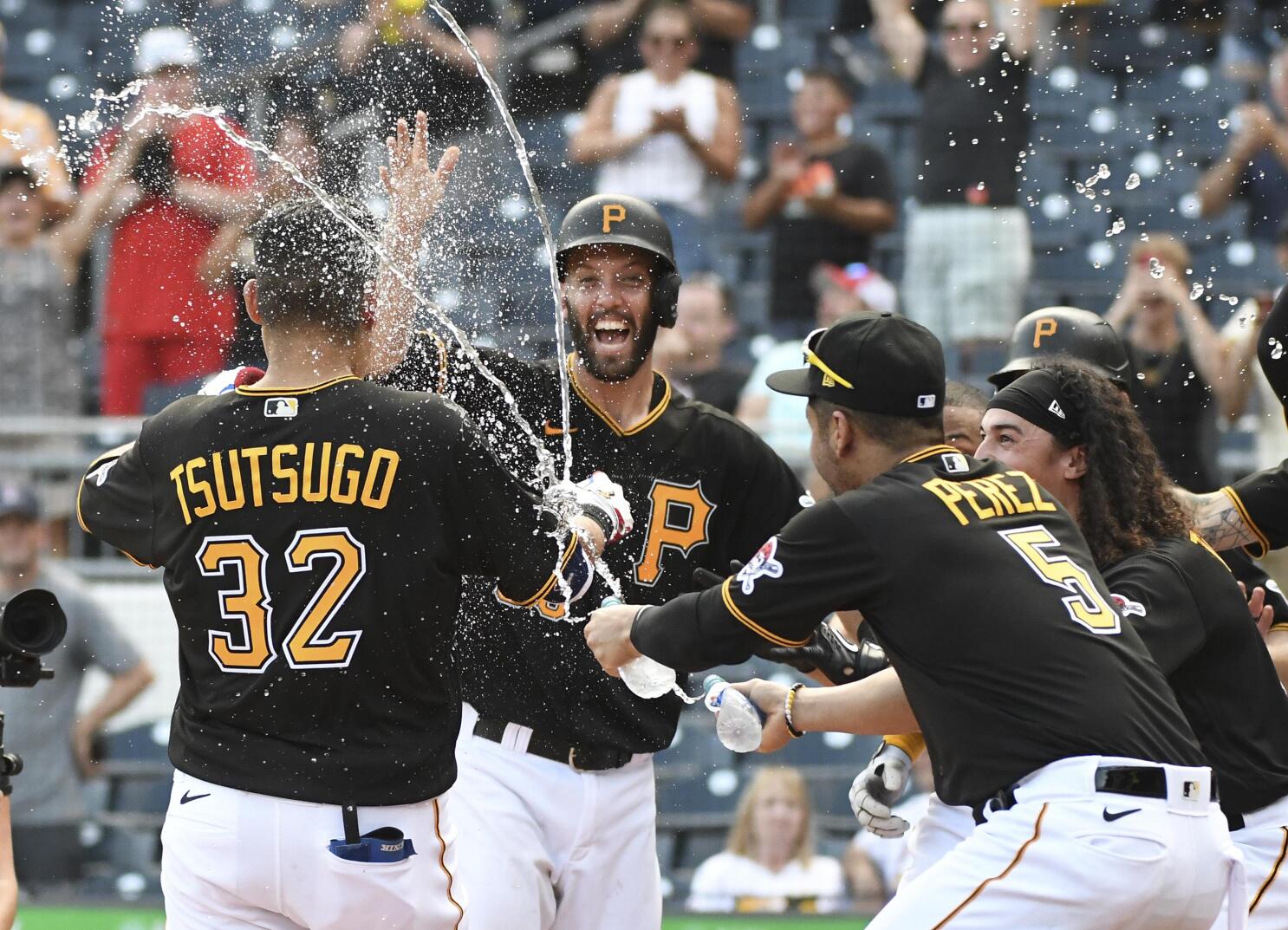 Yoshi Tsutsugo lifts Pirates past Cardinals, as Mars alum David Bednar  earns 1st MLB save