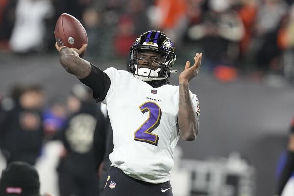 Huntley's fumble ends Ravens' season with Jackson back home