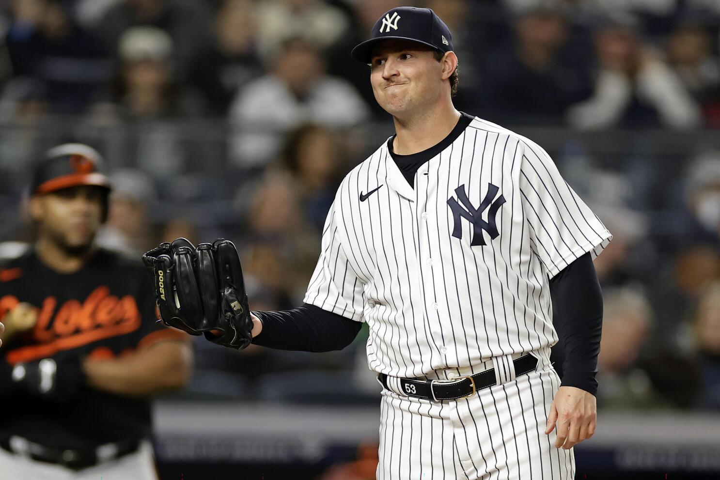 Holmes' return, Loaisiga's surge at perfect time for Yankees