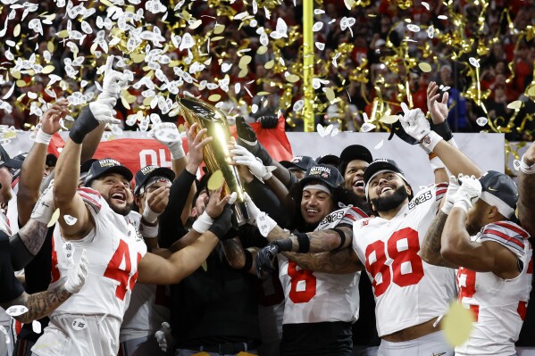 CFP National Championship: Ohio State beat Notre Dame 34-23 | AP News
