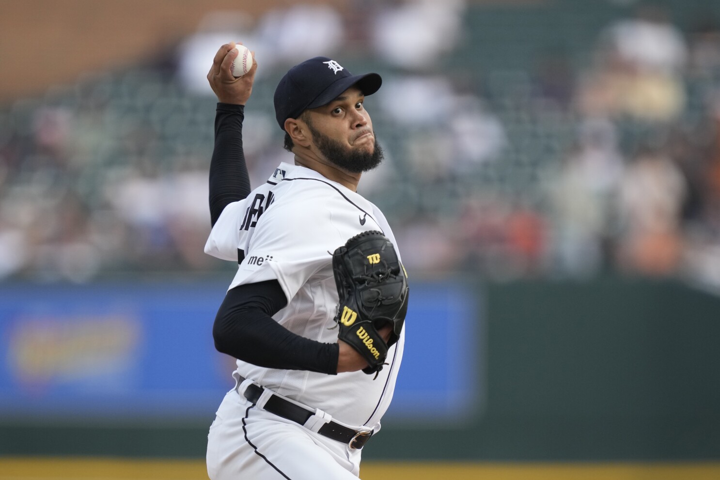 Tigers reach deal with Dodgers, but Detroit LHP Eduardo Rodriguez exercises  no-trade clause