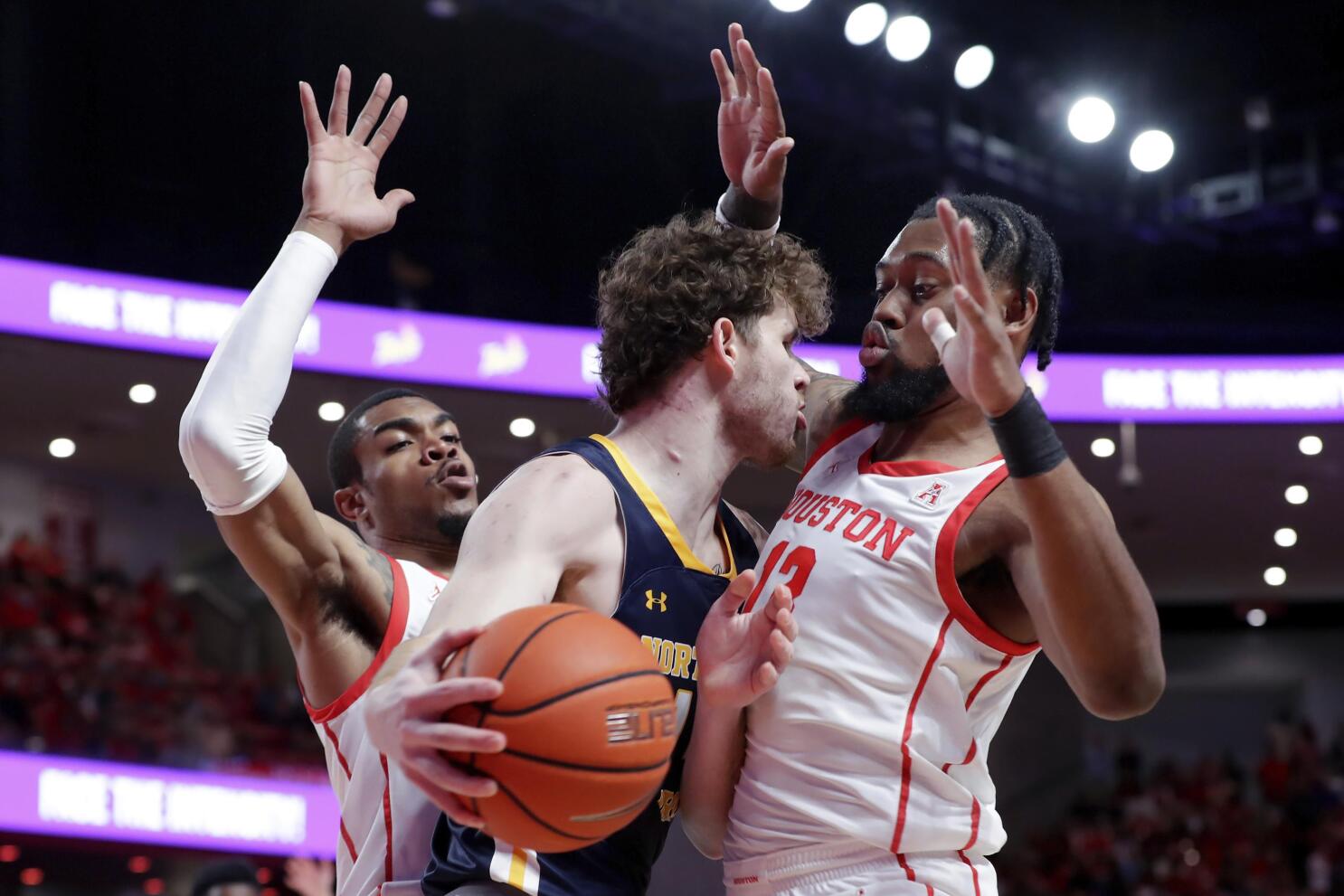 Houston Cougars defeat Northern Colorado 83-36 in the first game