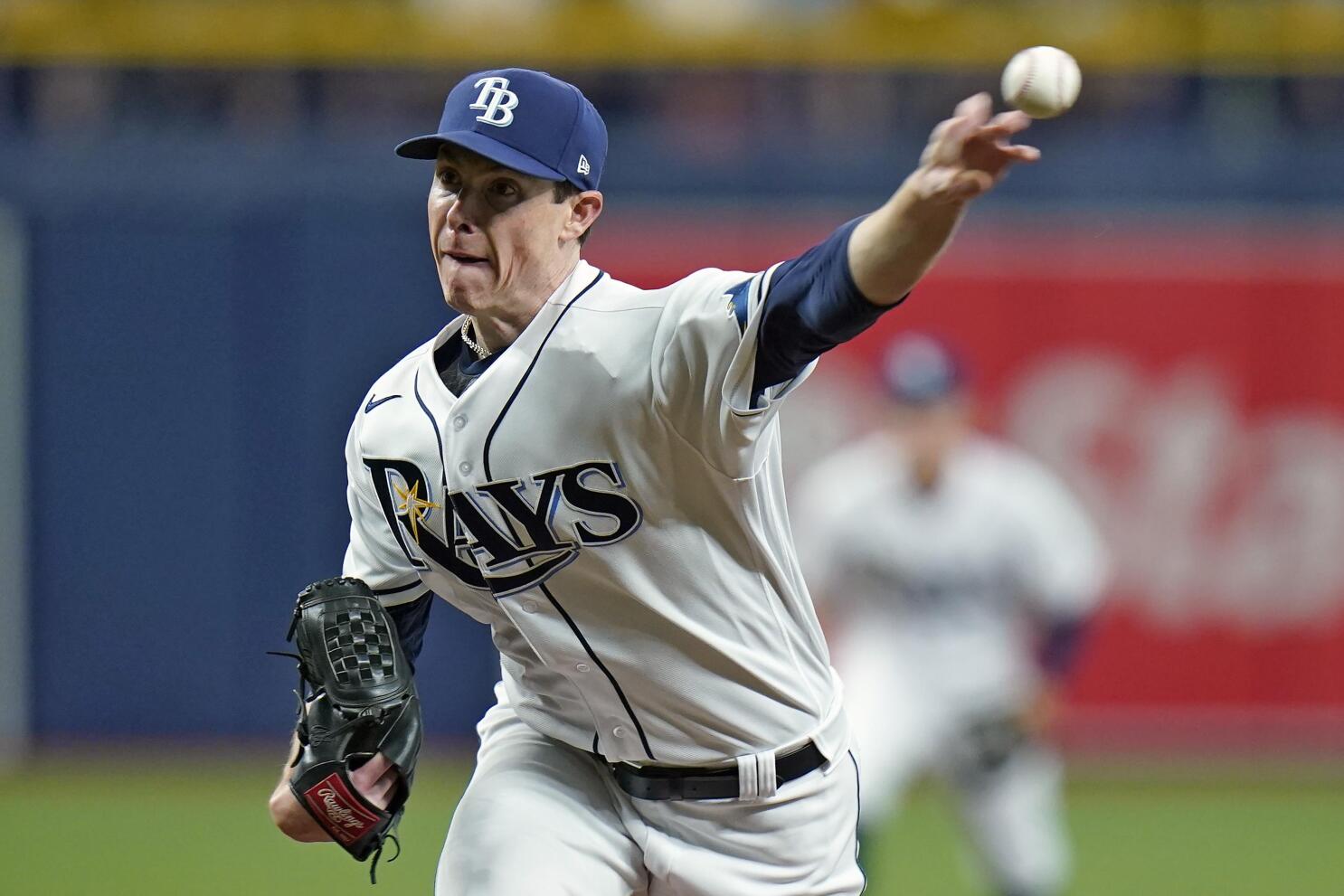 ST. PETERSBURG, FL - MAY 07: Kevin Kiermaier (39) of the Rays