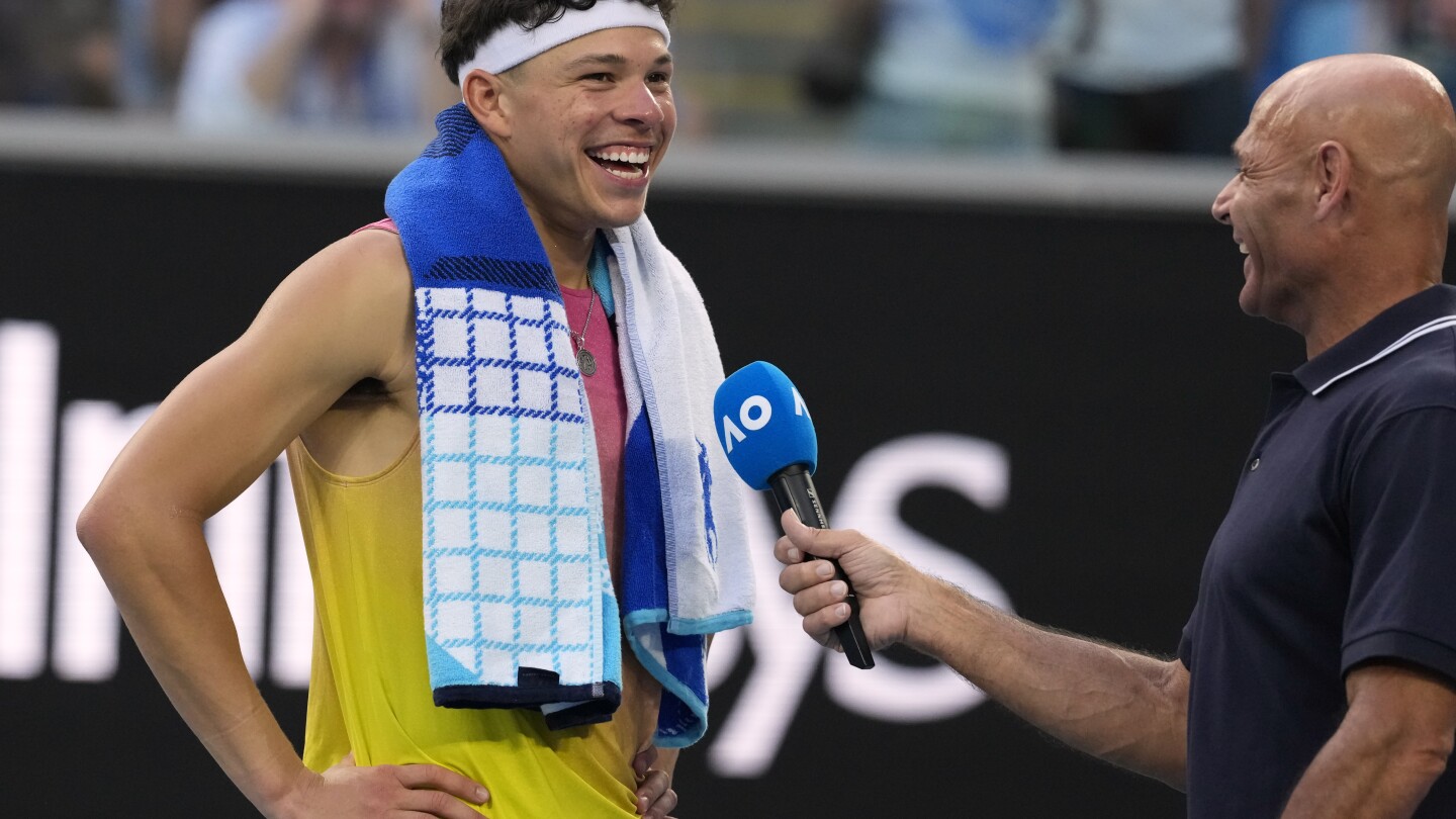 Australian Open: American player Ben Shelton criticizes TV interviewers at tournament