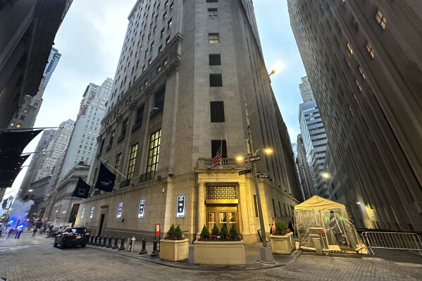 La sede de la Bolsa de Valores de Nueva York, el 8 de mayo de 2024. (Foto AP/Peter Morgan)
