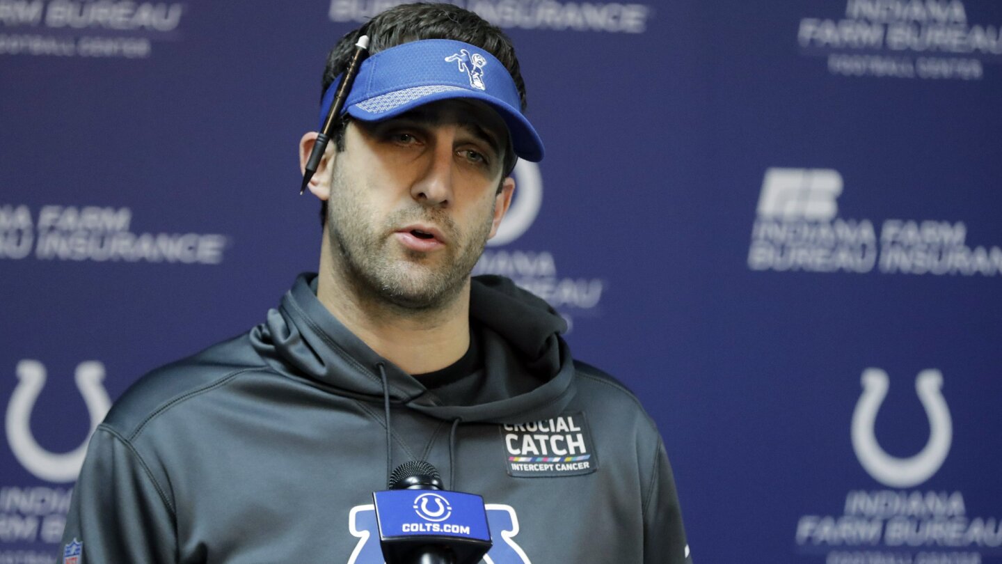 Eagles hire Colts OC Nick Sirianni as head coach