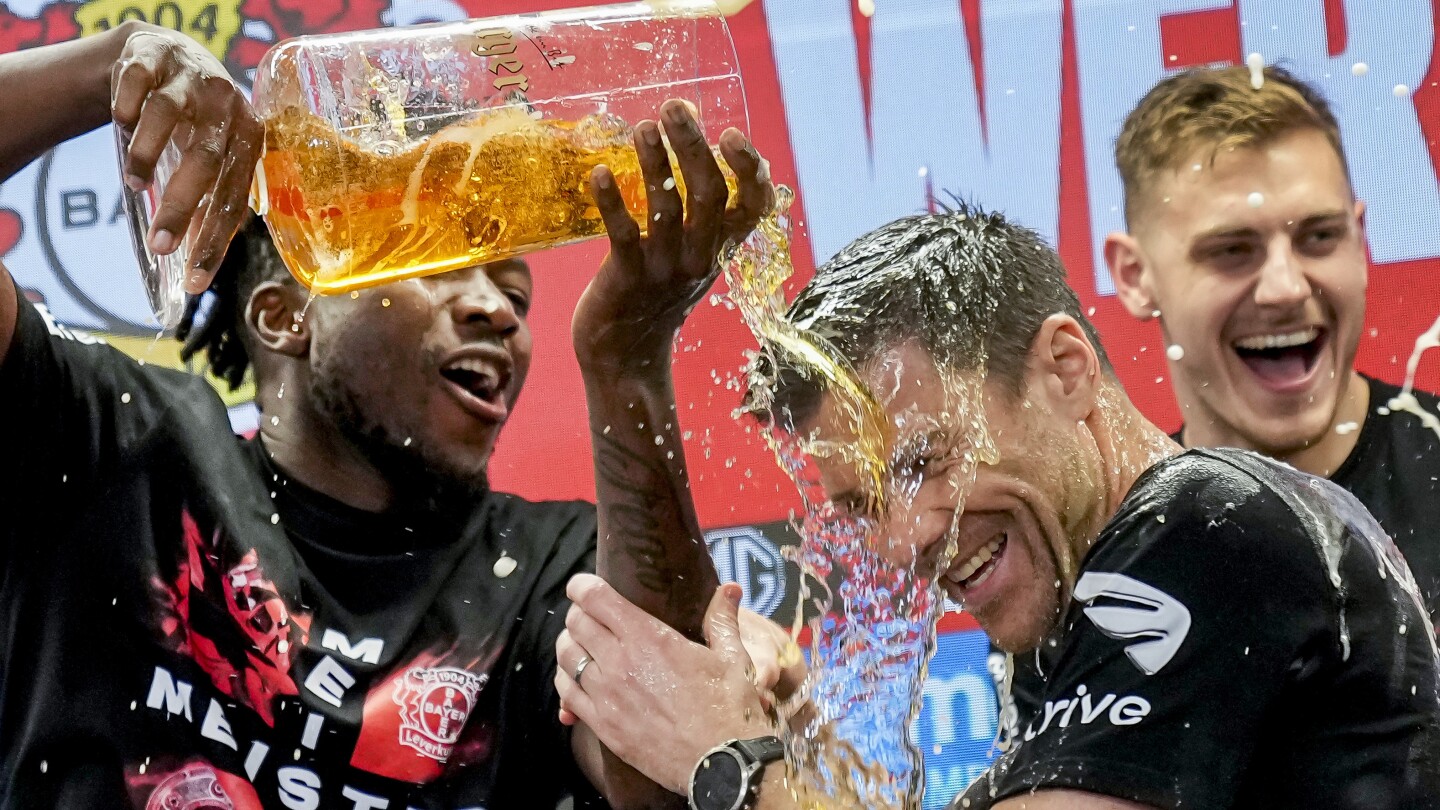 Le Bayer Leverkusen remporte son premier titre en Bundesliga, mettant ainsi fin au règne de 11 ans du Bayern Munich
