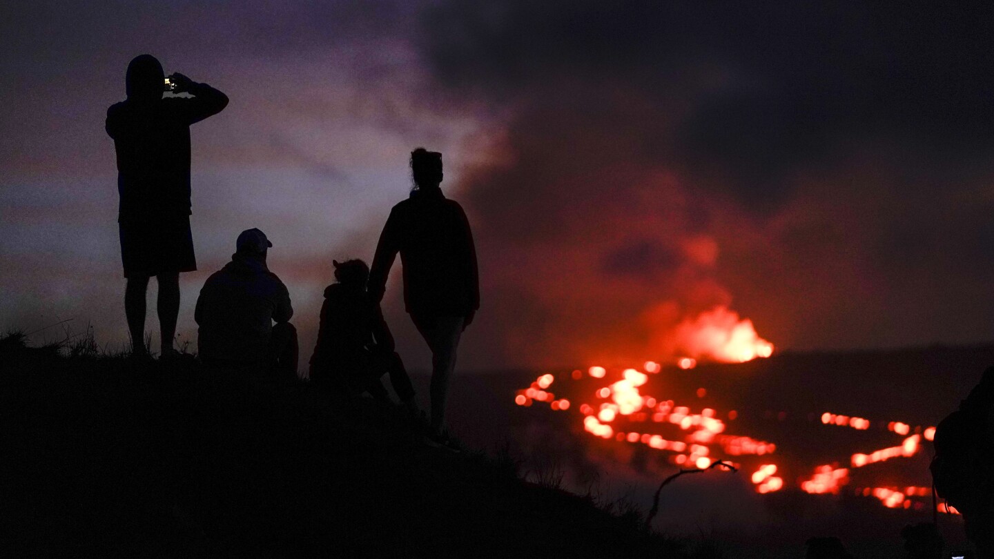 World's largest active volcano Mauna Loa showed telltale warning signs before erupting in 2022