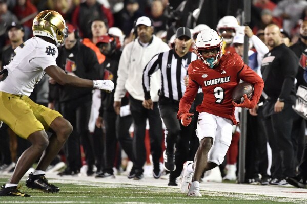 Louisville football's bowl picture as Selection Sunday nears