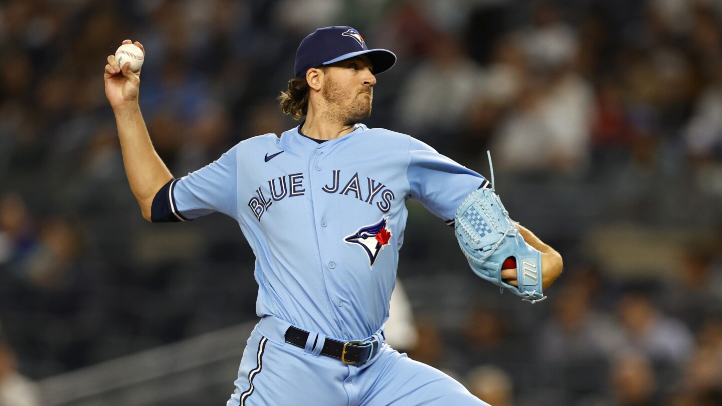 Blue Jays surge past Yankees for 6th straight win