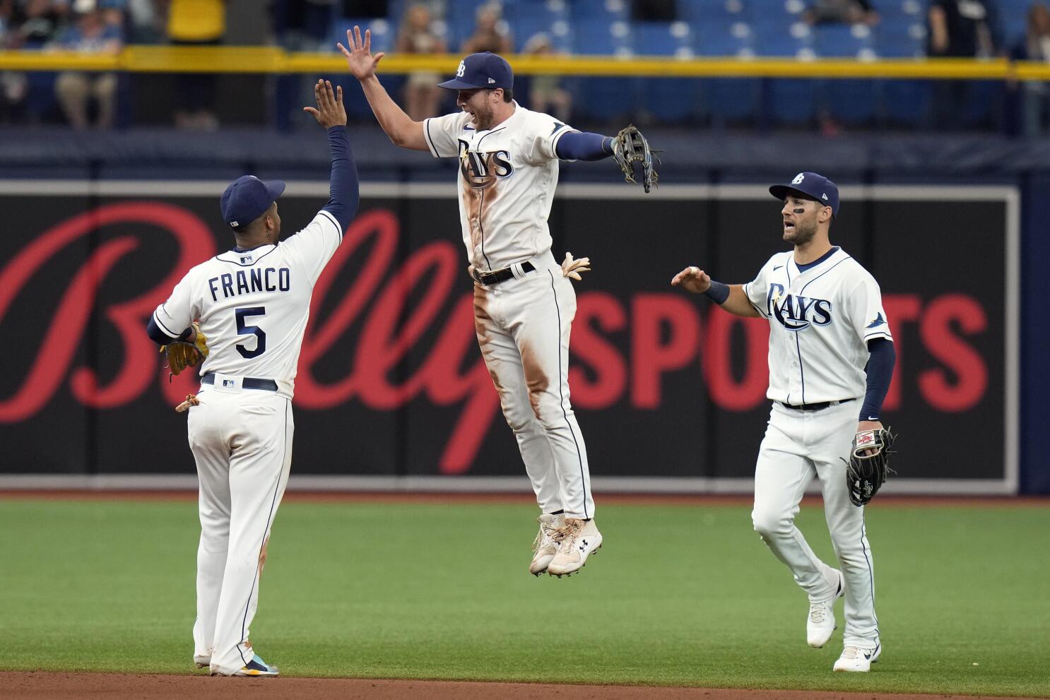 Phillips' infield hit lifts Rays to 2-1 win over Mariners