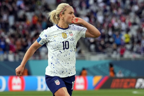 U.S. women's national soccer team starts World Cup with 3-0 win over Vietnam