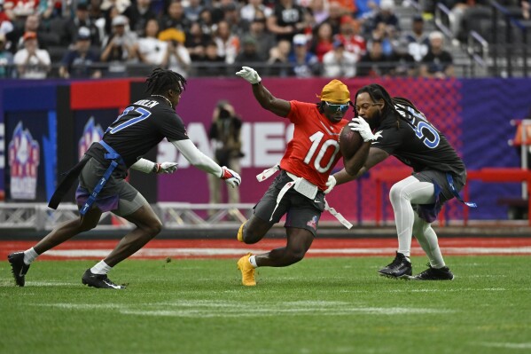 Atlanta Falcons linebacker Nathan Landman (55) lines up during the second  half of an NFL football game against the Jacksonville Jaguars, Saturday,  Aug. 27, 2022, in Atlanta. The Atlanta Falcons won 28-12. (