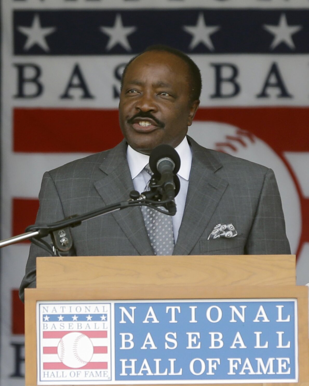 Hall of Famer Joe Morgan, one of Oakland's greatest players, dies at 77