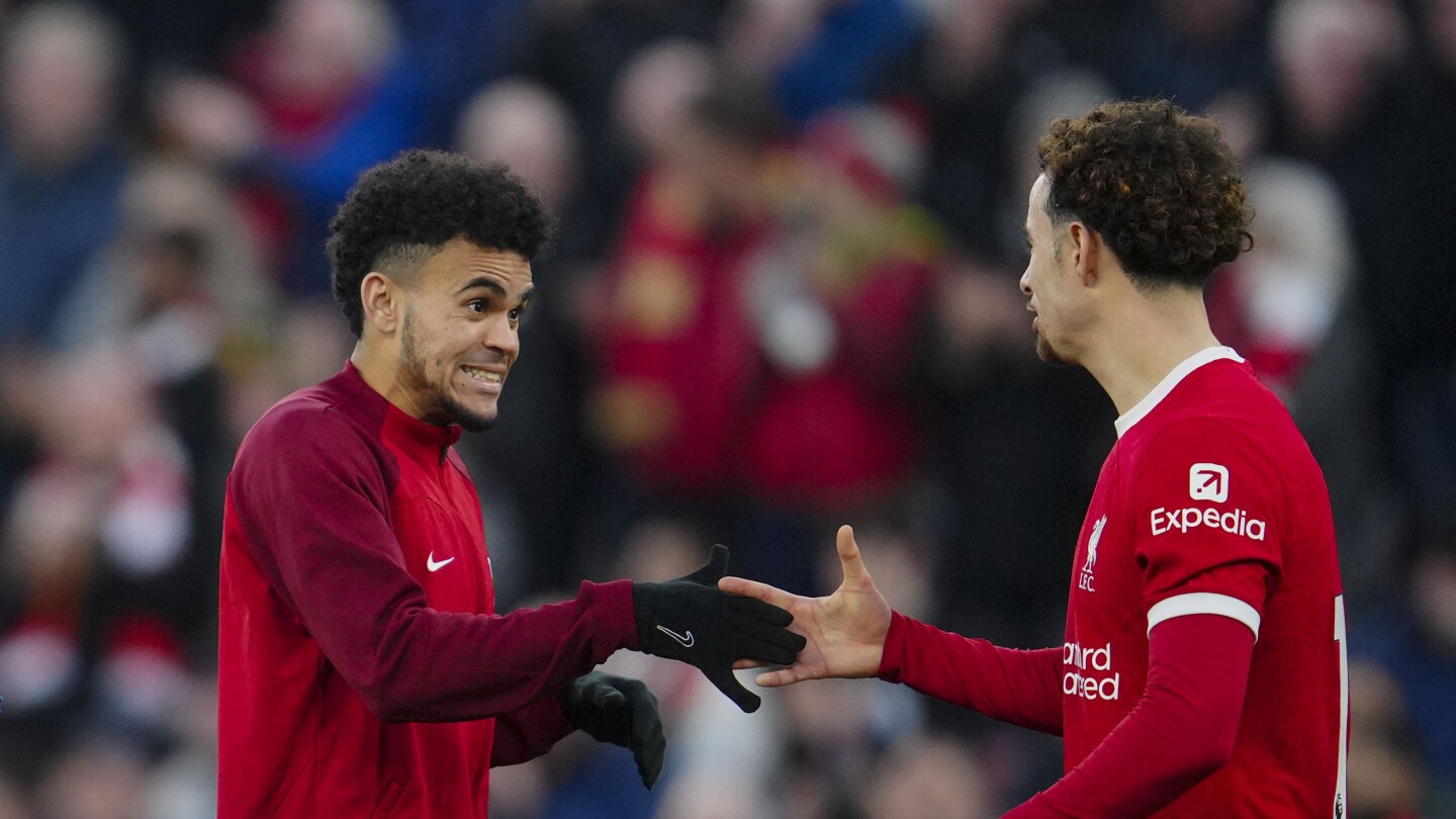 Jota, Diaz et Nunez marquent pour Liverpool lors de la victoire 3-1 contre Burnley.  Les Reds restent en tête de l’EPL