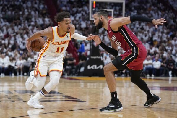 NBA: Hawks surprise Heat in Miami, grab hold of No. 7 seed in East