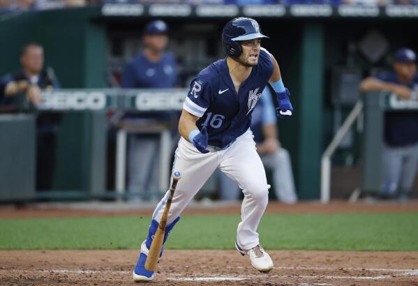 Yankees get OF Benintendi from Royals for 3 minor leaguers