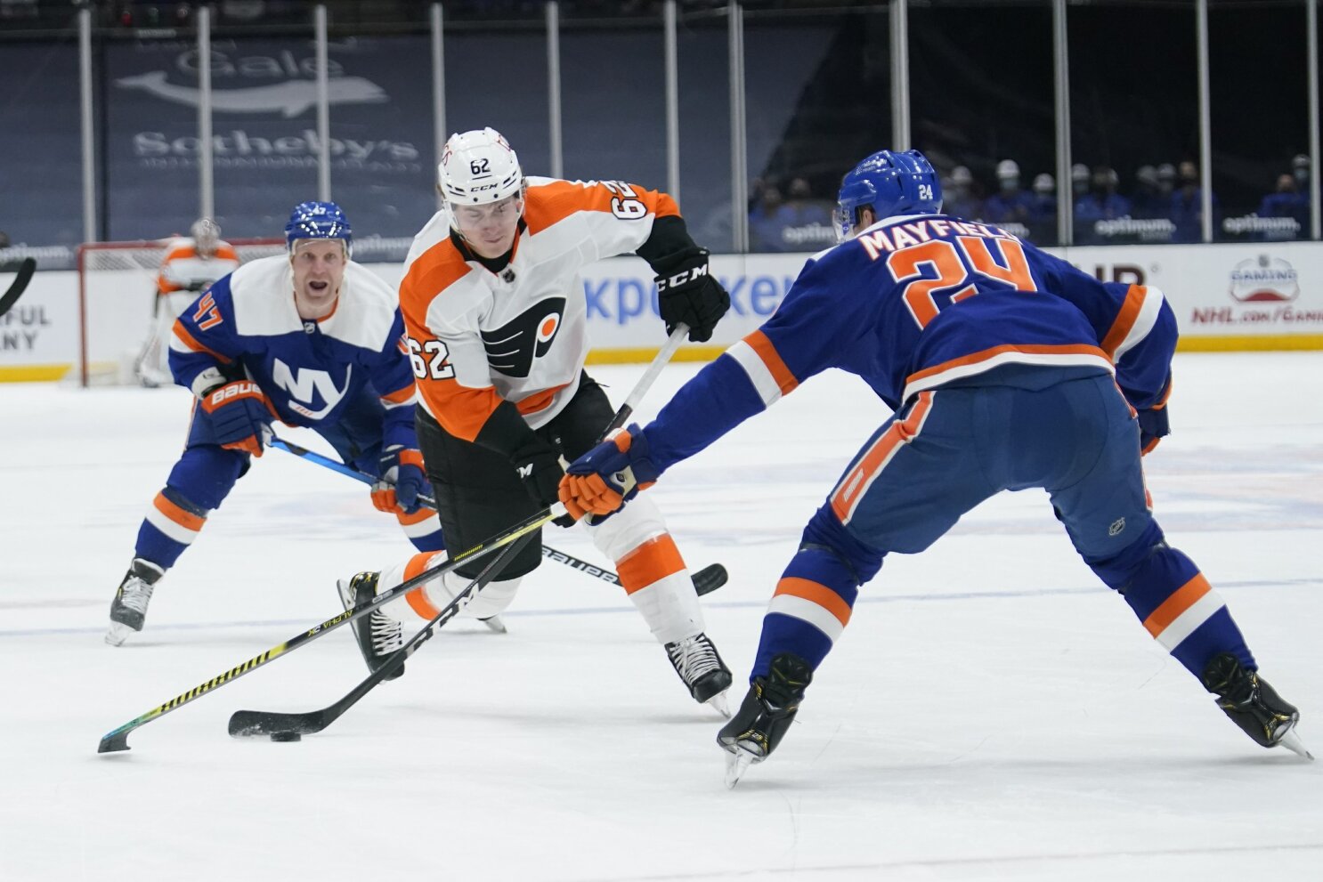 Philadelphia Flyers lose to New York Rangers 3-2 in shootout