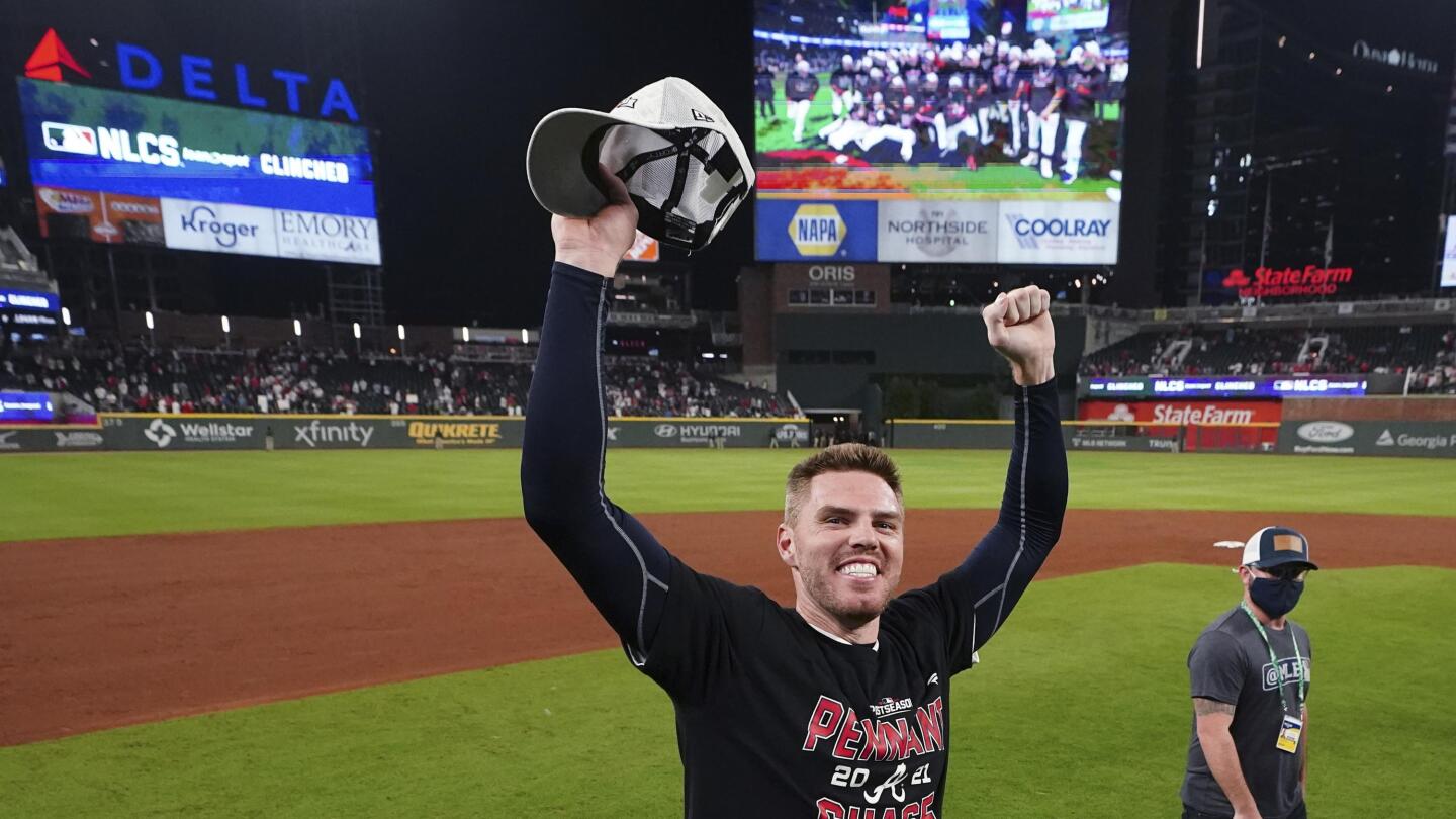 Freeman HR sends Braves to NLCS with 5-4 win over Brewers