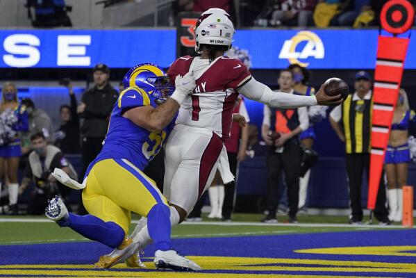 Stafford Propels Rams Past Cardinals 34-11 in Playoff Rout - Bloomberg