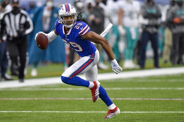 Damar Hamlin update: Buffalo Bills safety breathing on his own, posts on  Instagram for the first time since collapse - ABC11 Raleigh-Durham