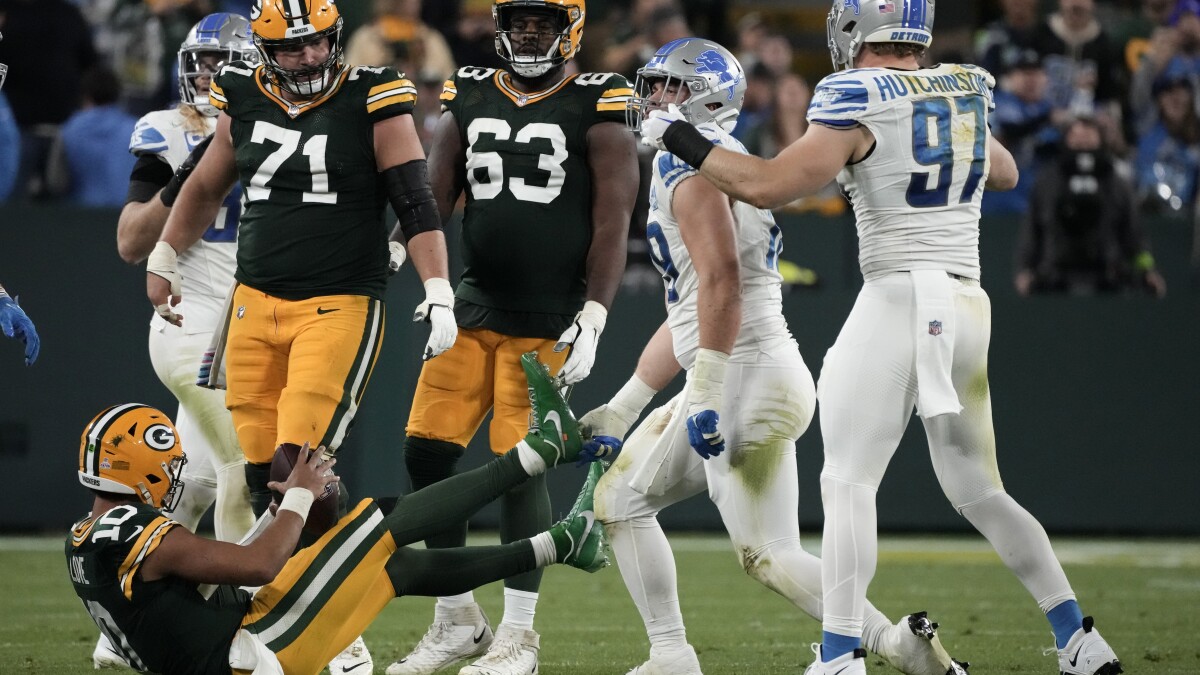 Lions flex on Packers as Aaron Rodgers rests, Jordan Love throws INT on  final play