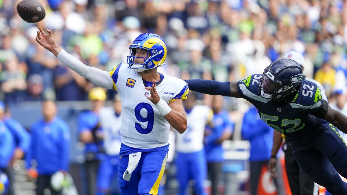 Los Angeles Rams quarterback Matthew Stafford warms up before an NFL  football game against the Seattle Seahawks on Sunday, Sept. 10, 2023, in  Seattle. (AP Photo/Stephen Brashear Stock Photo - Alamy