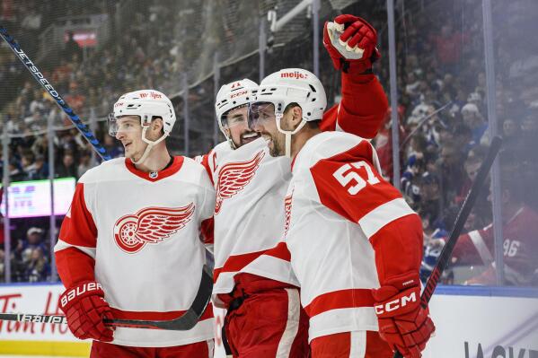 The Five: Red Wings Two-Sport Stars (+)