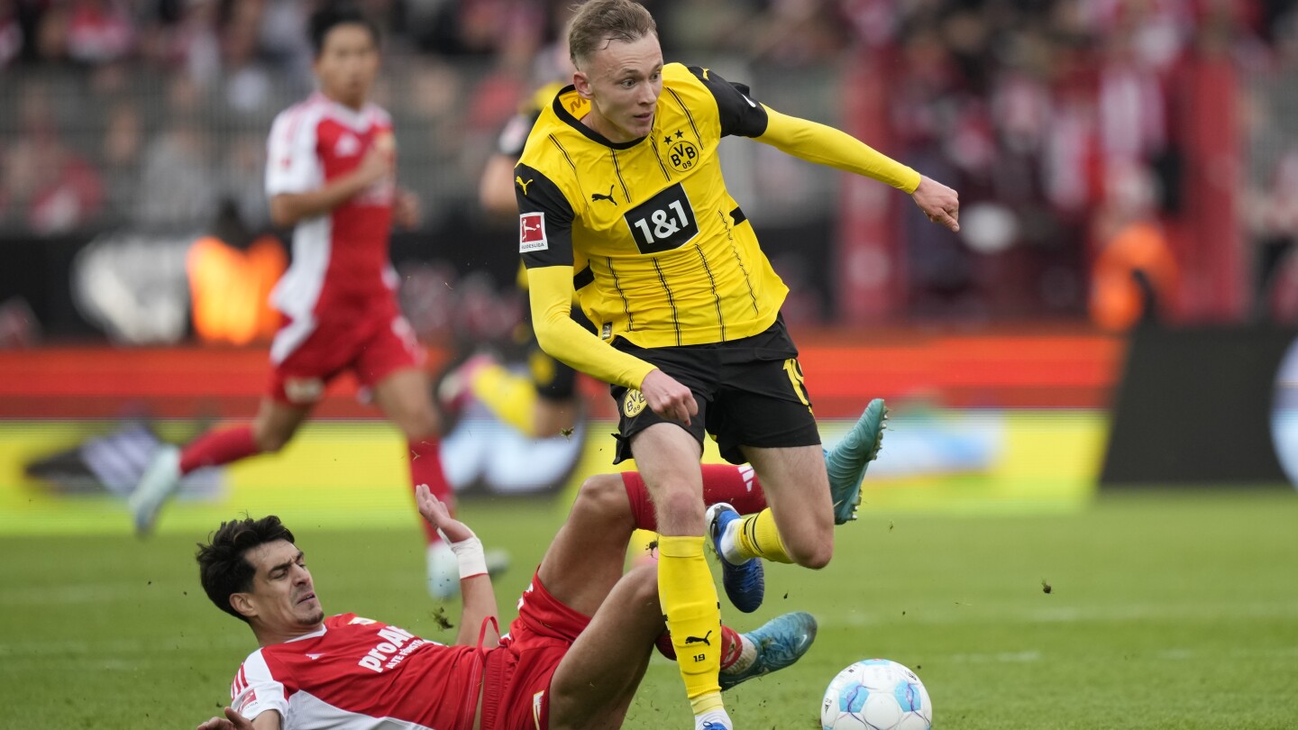 Leverkusen, Dortmund Drop Points in Bundesliga