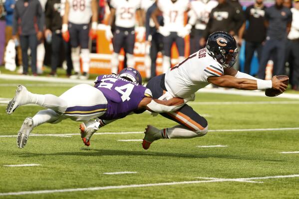 Bears rally to beat Eagles in Monday night football