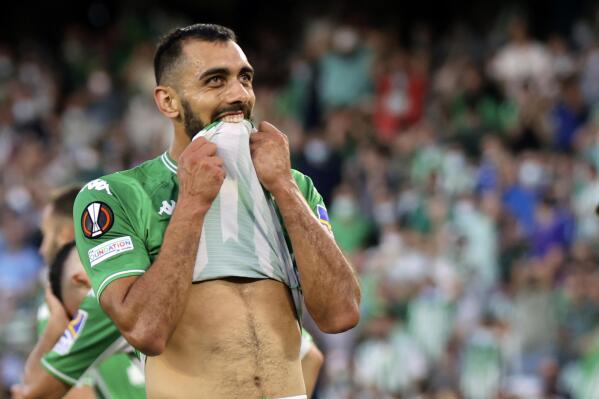 FILE -  Betis' Borja Iglesias reacts after a missed scoring opportunity during the Europa League Group G soccer match between Real Betis and Bayer Leverkusen at Benito Villamarin stadium in Seville, Spain, Thursday, Oct. 21, 2021. The Real Betis striker is set to make his international debut at age 29 when Spain hosts Switzerland in the Nations League on Saturday, Sept. 24, 2022 in Zaragoza. (AP Photo/Jose Luis Contreras, File)