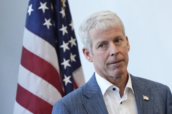 U.S. Secretary of Energy Chris Wright listens during a press conference at Lawrence Berkeley National Laboratory, Thursday, May 29, 2025, in Berkeley, Calif. (AP Photo/Godofredo A. Vásquez, File)