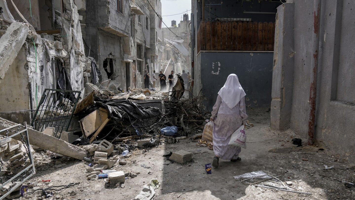 Israel-Hamas war: Israeli strikes in Rafah kill 22, mostly children - The Associated Press