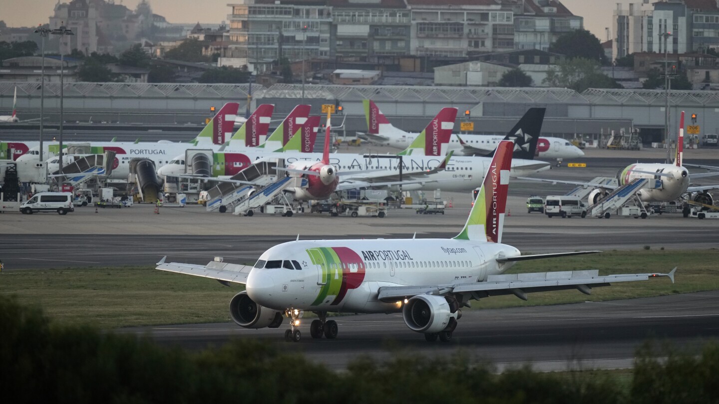 Portugal quer vender a sua companhia aérea estatal depois de a transportadora regressar à rentabilidade