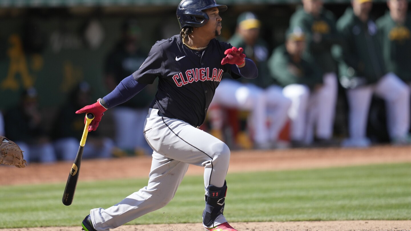 Kwan pega jonrón; Guardianes totalizan 15 hits y apabullan 12-3 a desolados Atléticos