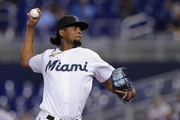 Mets placing Carlos Carrasco on waivers ahead of Sept. 1