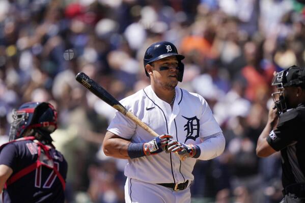 Longtime Detroit Tigers star Miguel Cabrera joins baseball's 3,000-hit club, Detroit Tigers