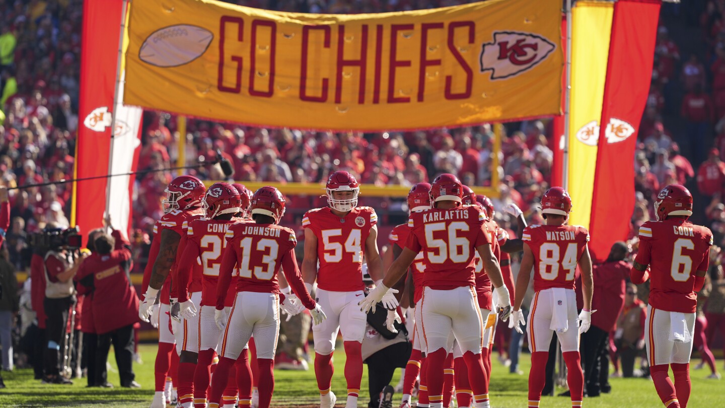 Chiefs, Bills Set for Key AFC Clash