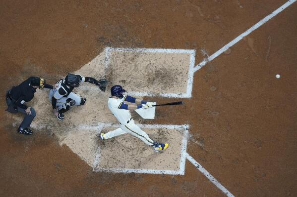 Christian Yelich, Andrew McCutchen on Brewers' game -winning rally