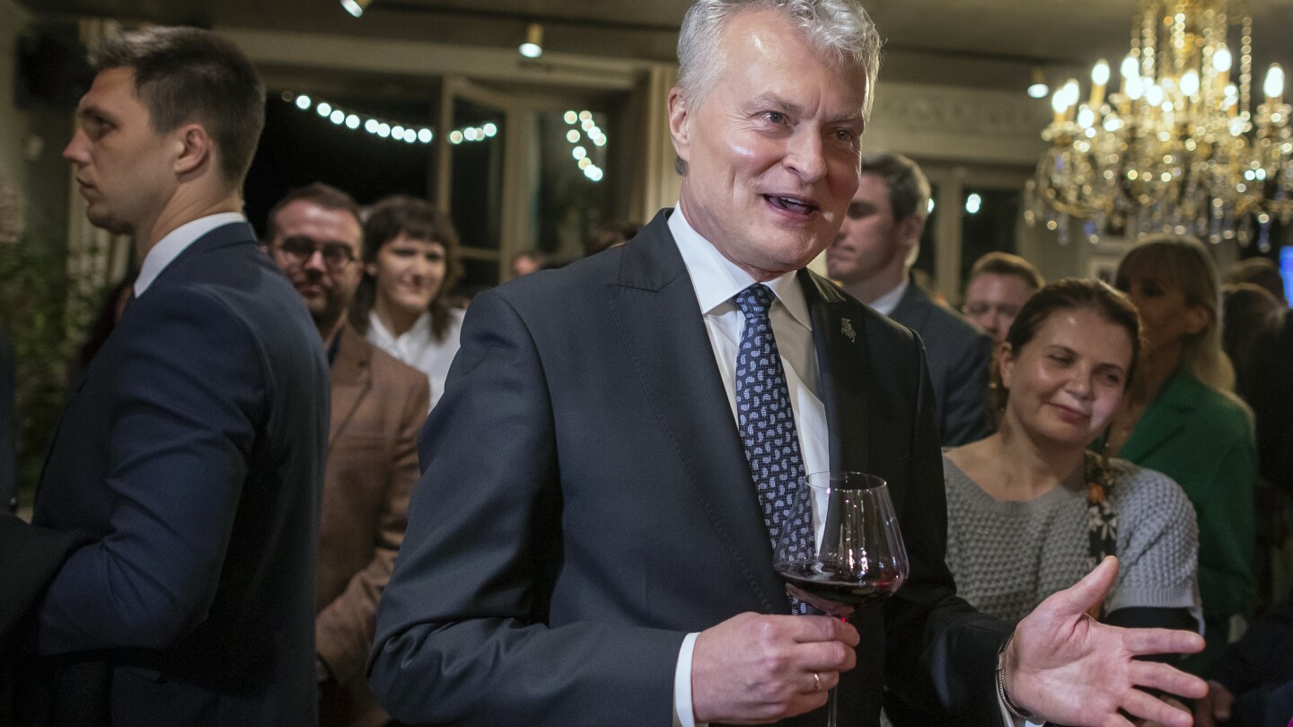 Lietuvos rinkimai: Pirmąjį rinkimų turą laimi dabartinis prezidentas Nausėda