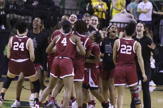 WNBA: Atlanta Dream acquire Allisha Gray, Danielle Robinson