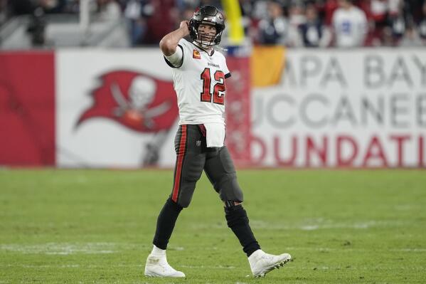 Buccaneers Rumors: Concern is growing that Ryan Jensen 'may not play again'