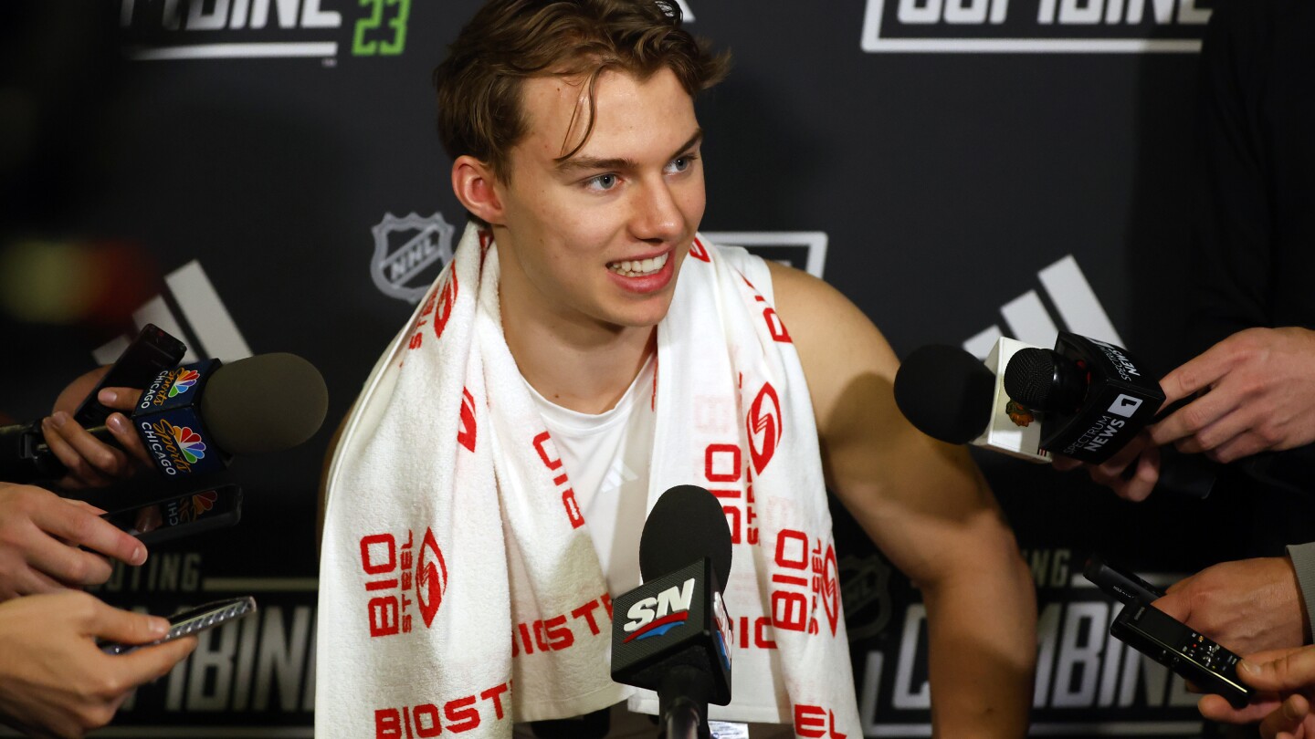 Canada's Connor Bedard honored as IIHF's first male player of the year