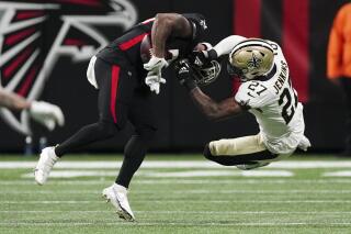 Saints quedan fuera a pesar de vencer 30-20 a Falcons