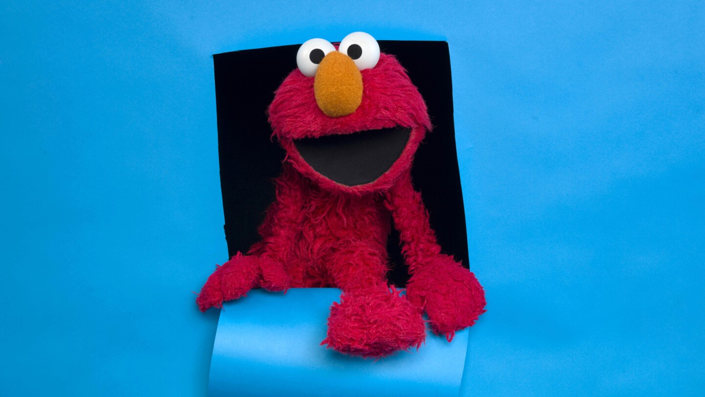 'Sesame Street' moves in with Netflix, but will stay on PBS