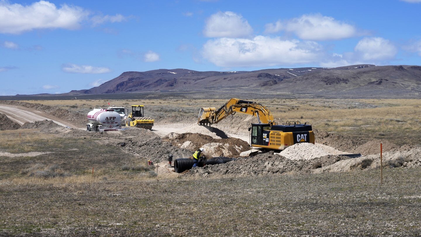 Министерството на енергетиката одобрява условно заем от 2,26 милиарда долара за огромна литиева мина в Невада