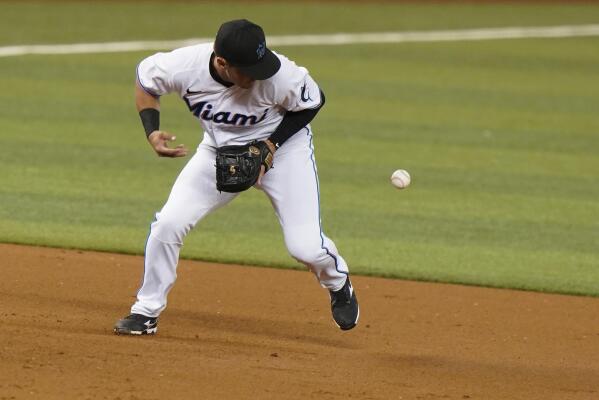 Jorge Alfaro Homers in 8th, Marlins Snap Dodgers' 9-Game Win