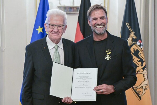Jürgen Klopp to take on new role as head of global soccer at Red Bull | AP  News